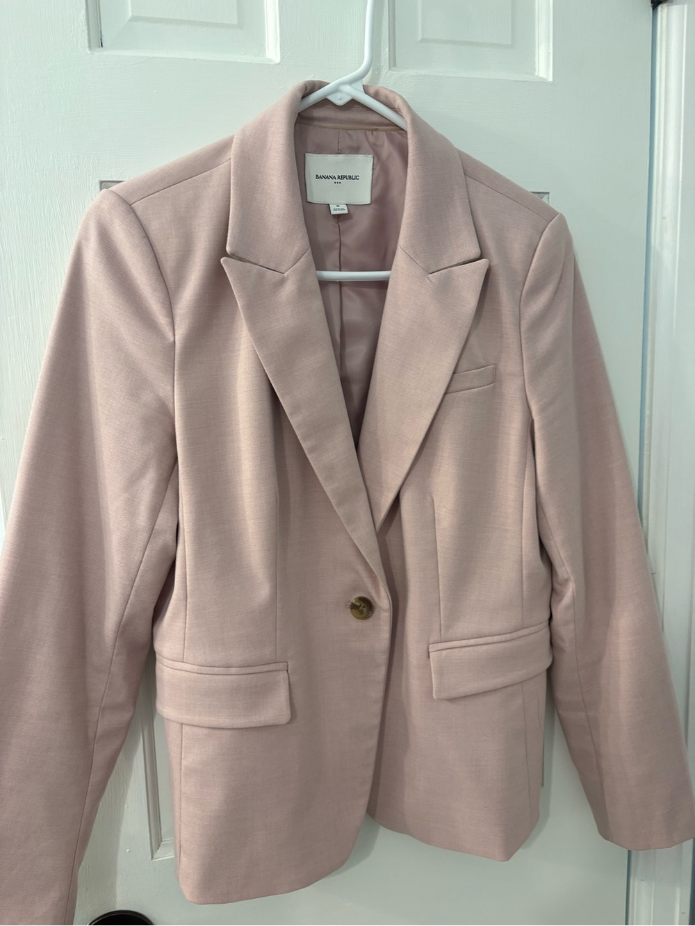 Banana Republic Soft Blush Single-Button Blazer